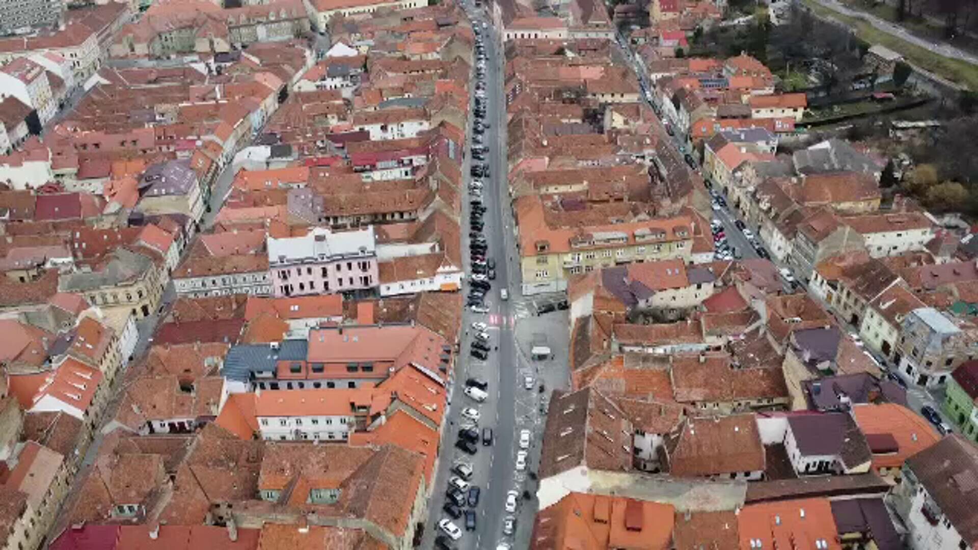 Un bărbat din Caracal a plătit un impozit de 13.000 de lei pe o clădire din centrul orașului. Care este motivul