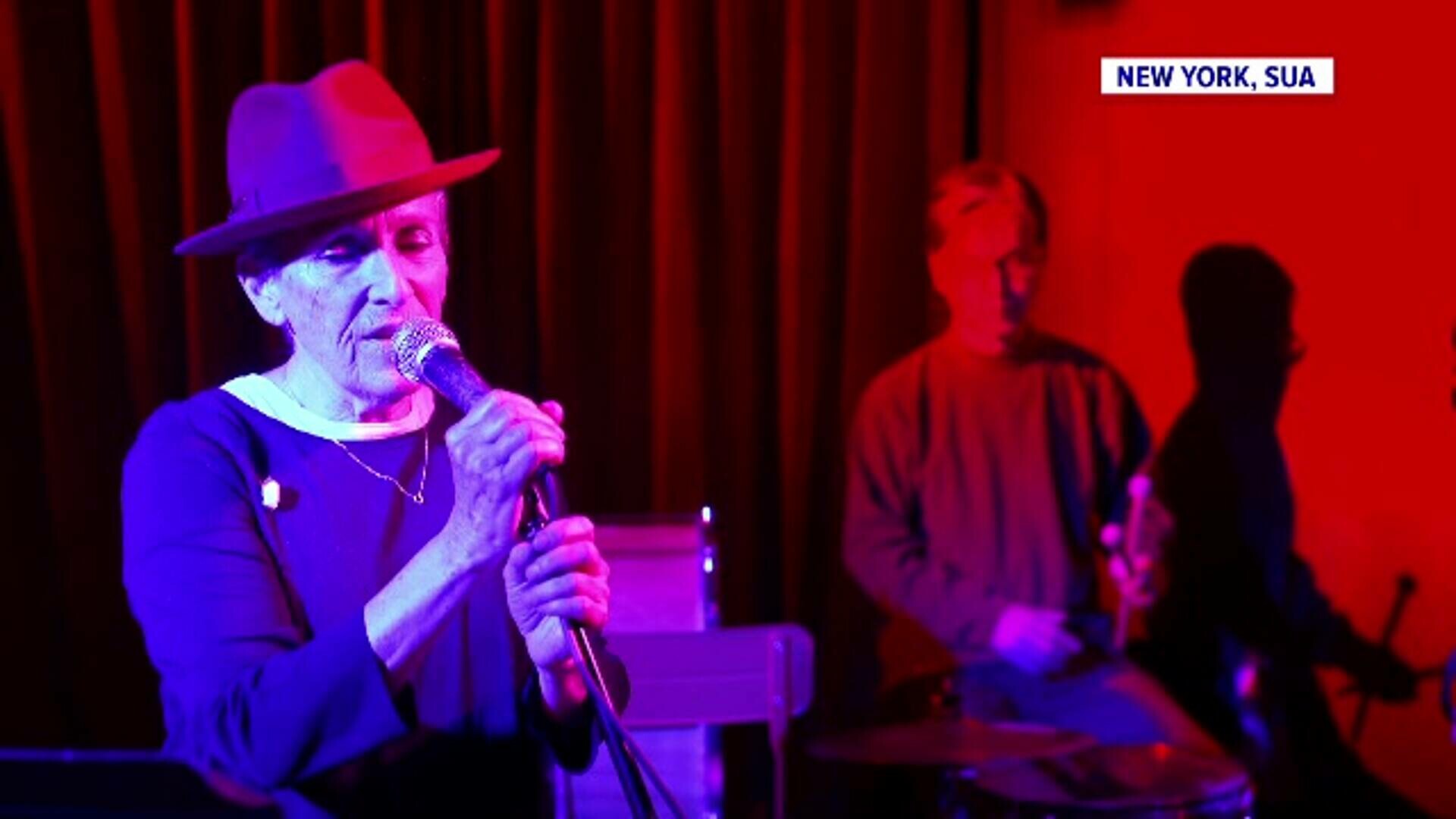 Talentul nu are granițe. Poveștile a doi români care au reușit peste Ocean, prin artă: Sanda Weigl și Johnny Văcaru