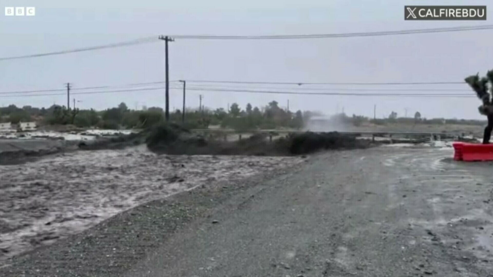 „Râu atmosferic” devastator în California: ploi extreme, alunecări de teren și pene masive de curent de Crăciun