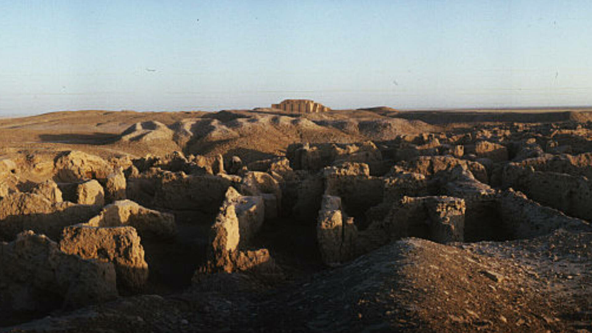 oras antic, irak desert