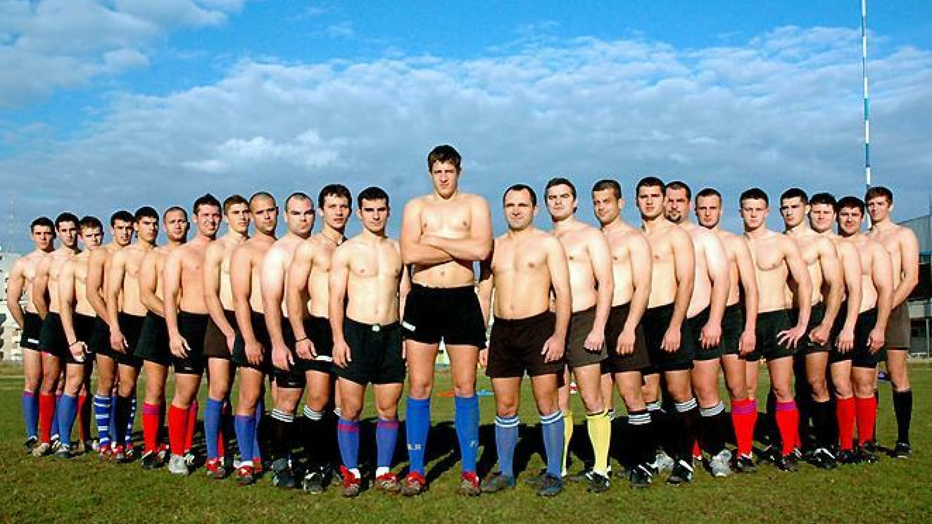 Cel mai sexy calendar: rugbystii de la Stiinta Baia Mare fac senzatie!