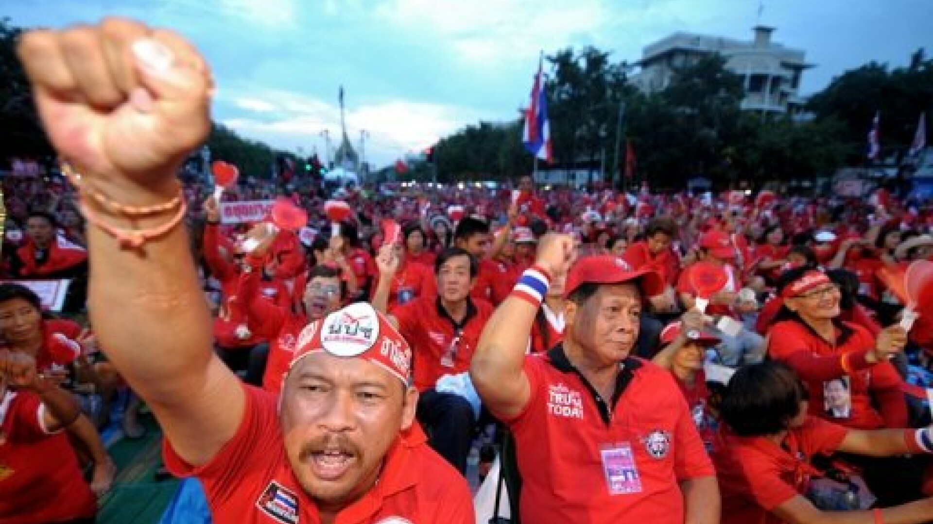 suporteri ai fostului premier thailandez