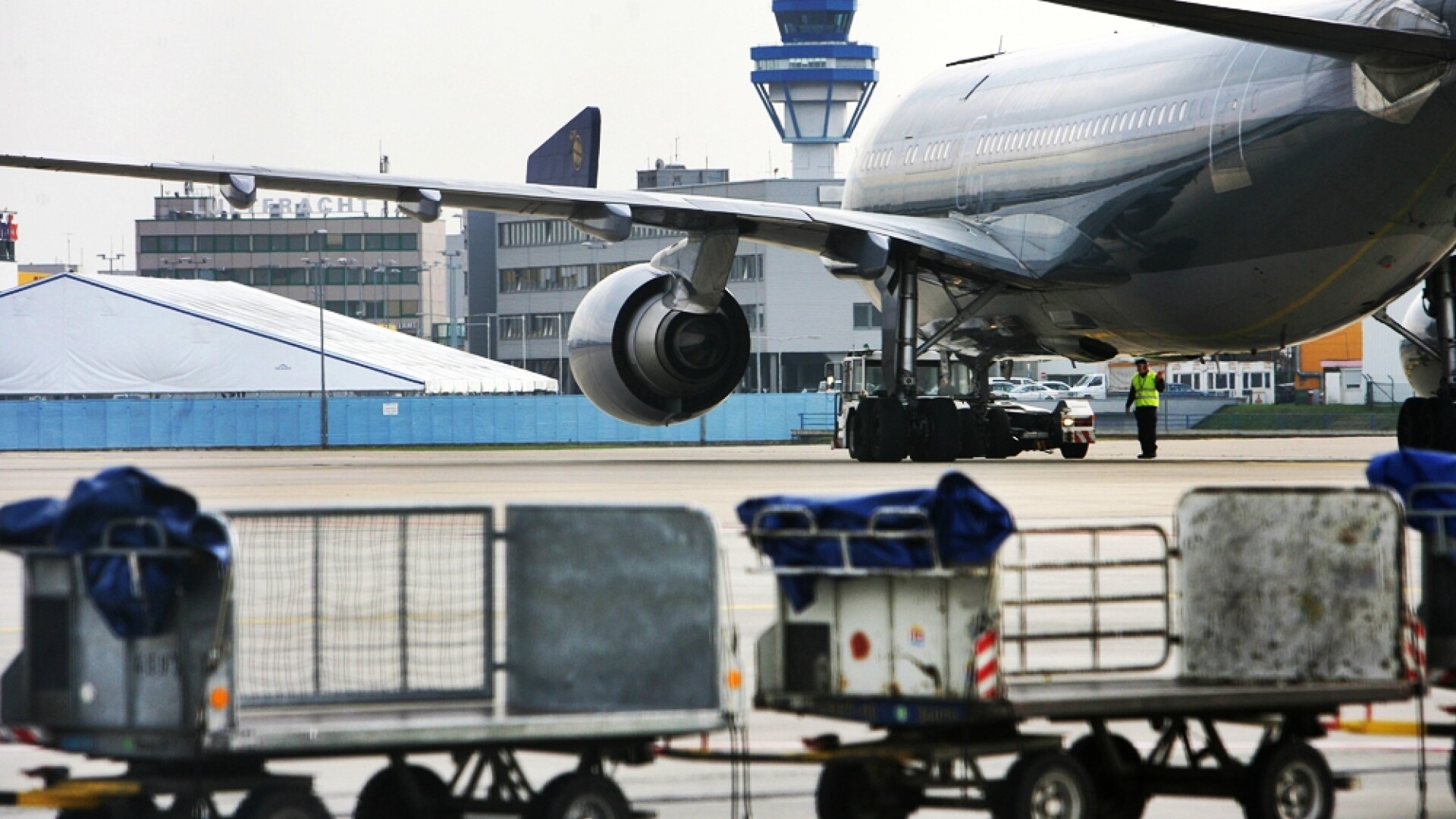 Avioane de marfa, aeroport, cargo