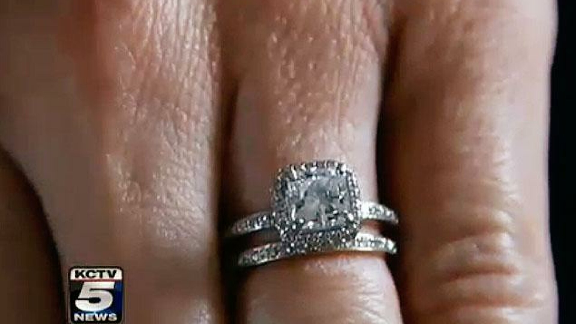 inel de logodna cu diamante