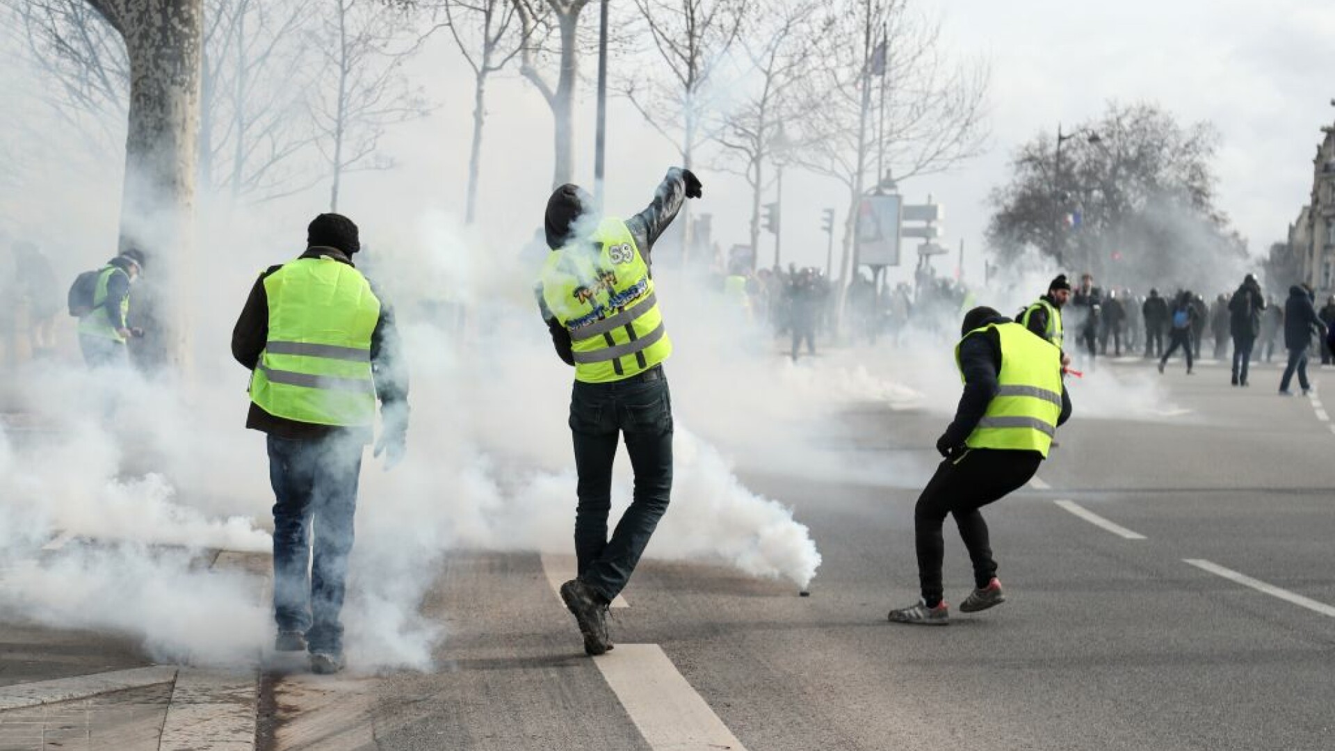 proteste al vestelor galbene în paris