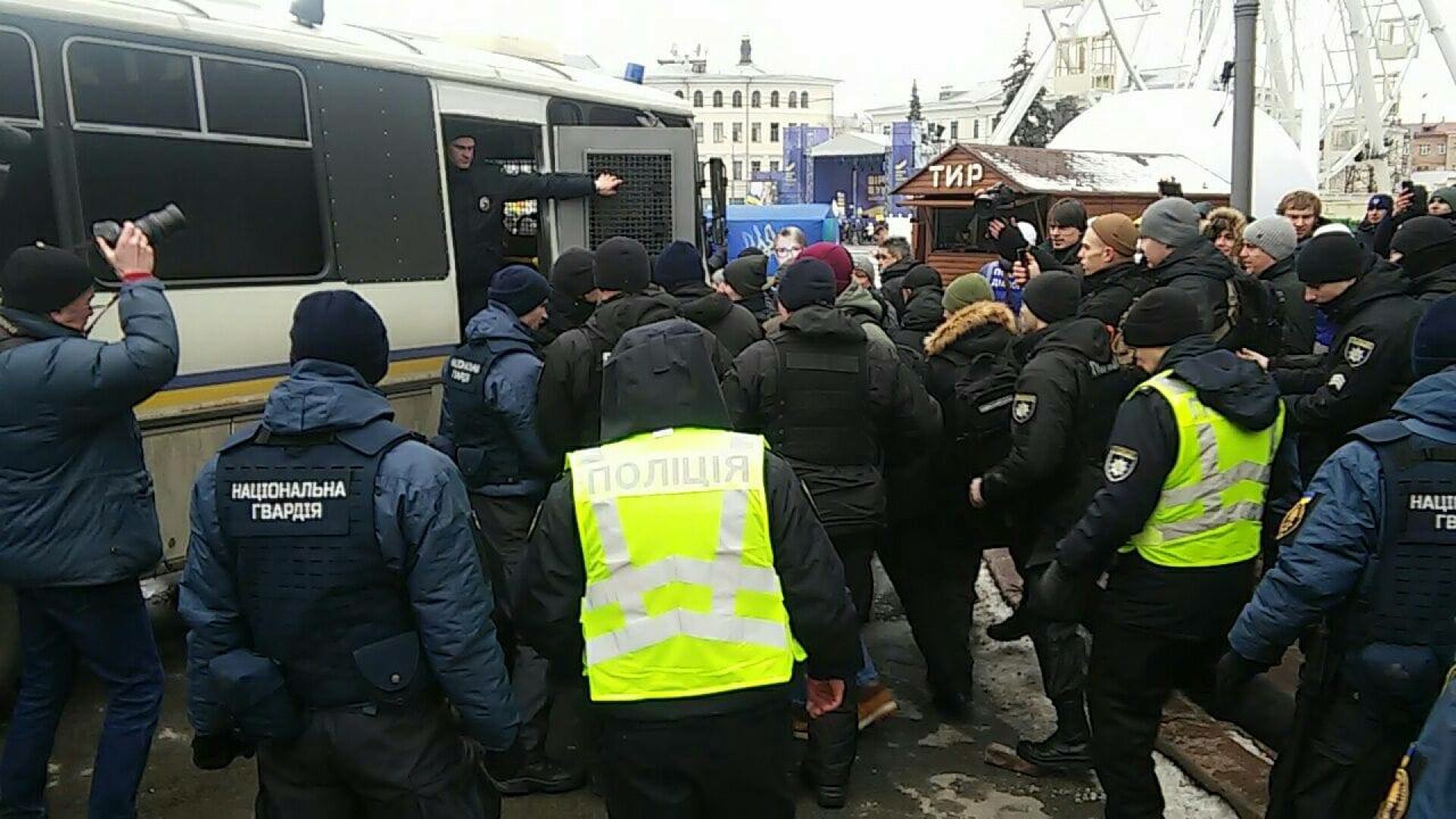 sectei de politie luata cu aslat in Kiev