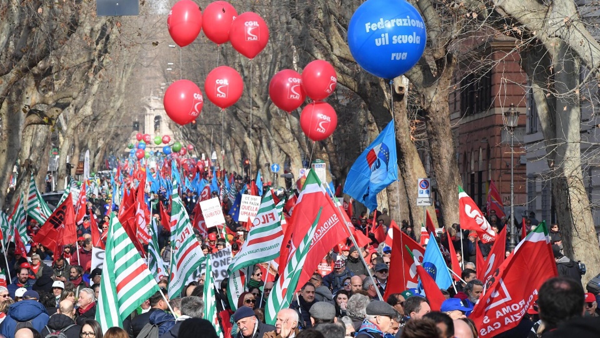 Protest cu 200.000 de oameni, în Roma