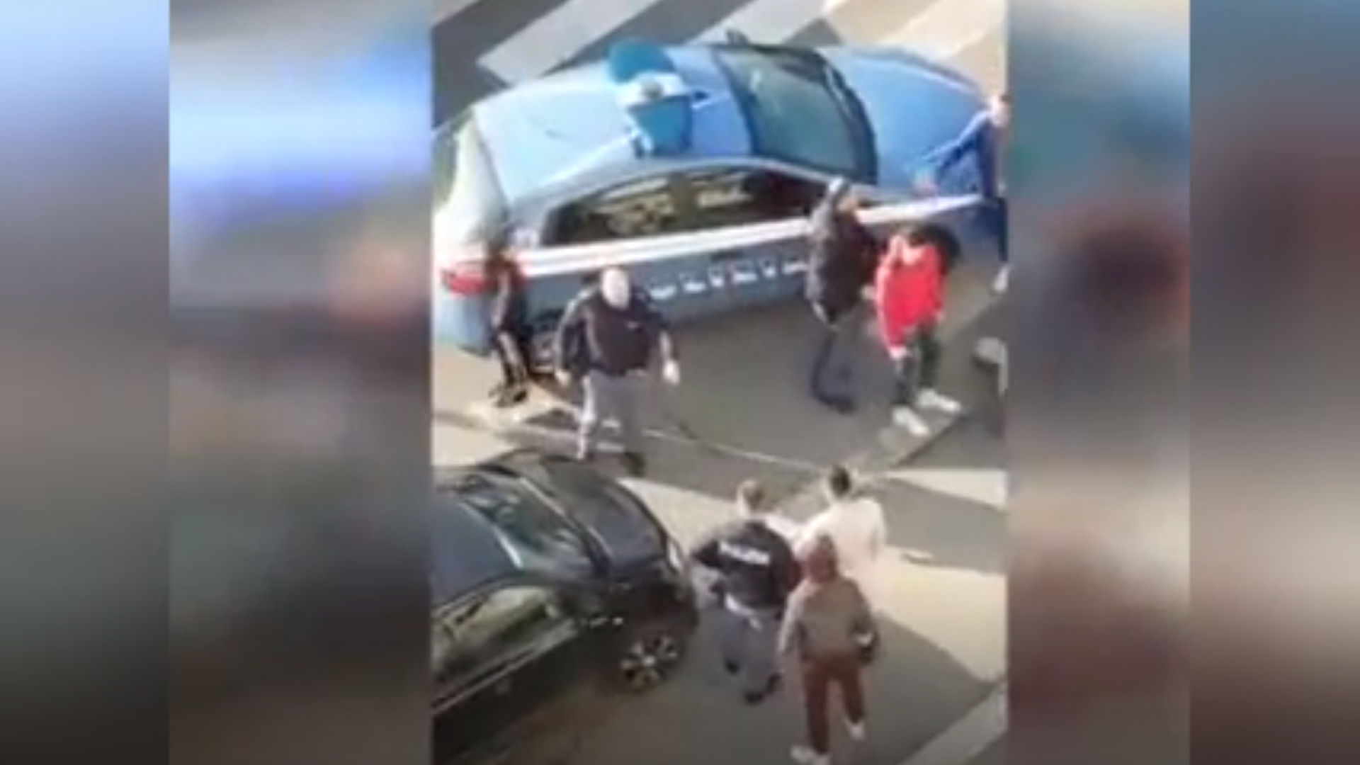 Poliţişti italieni, atacaţi de interlopi când voiau să aresteze 2 români.
