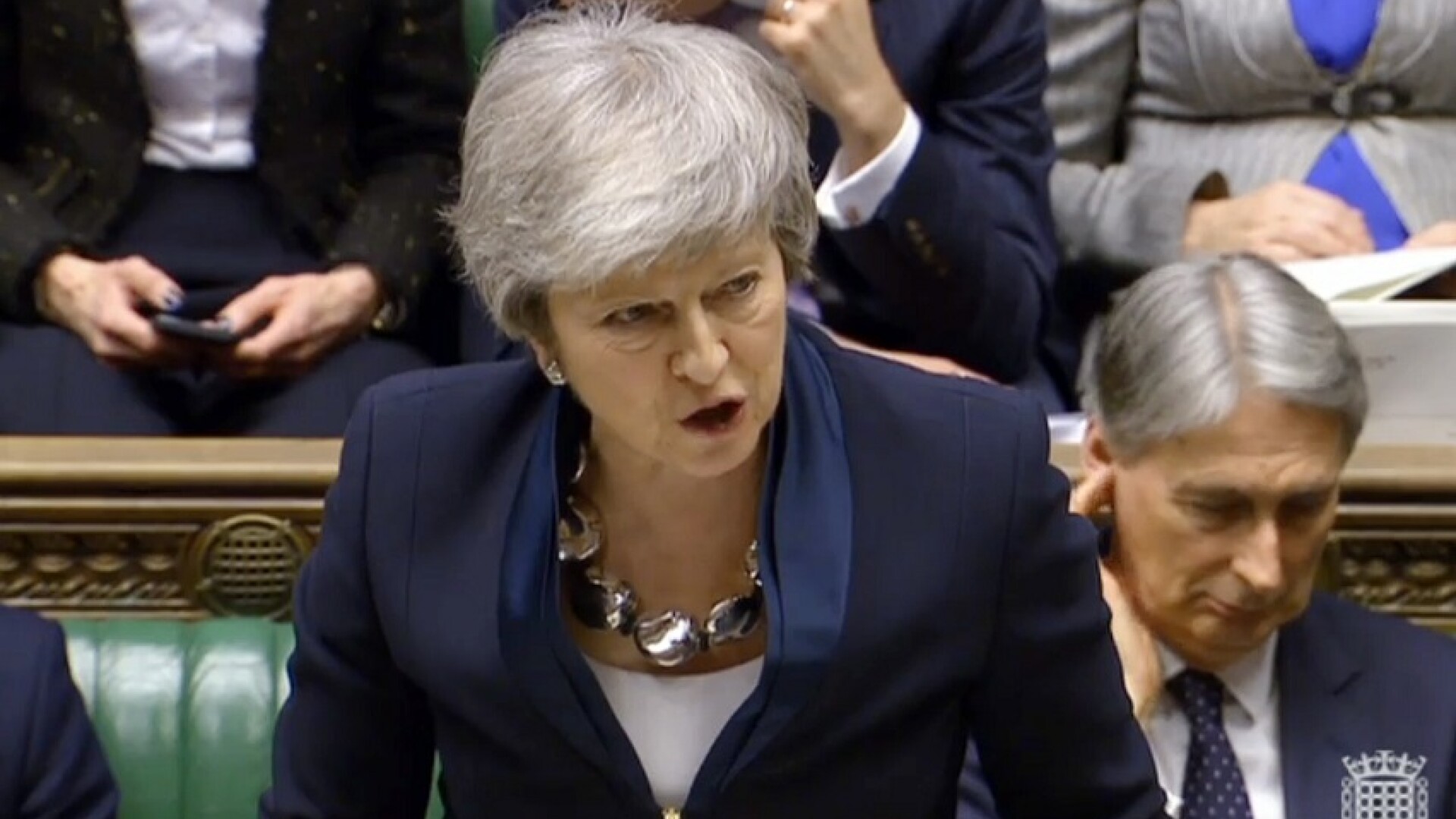 Theresa May, în conflict cu parlamentarii
