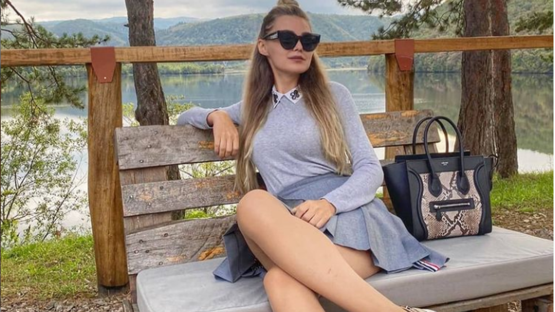 O liberală fostă miss, patroana unei firme de hostess, numită administratora unui spital din Cluj