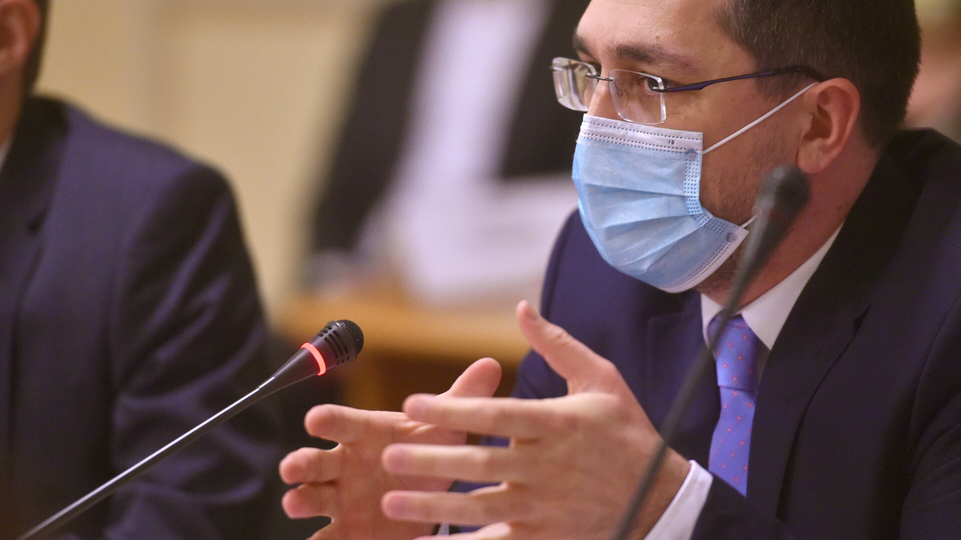 Vlad Voiculescu pregătește o listă a „medicamentelor esențiale” printr-un ordin de ministru