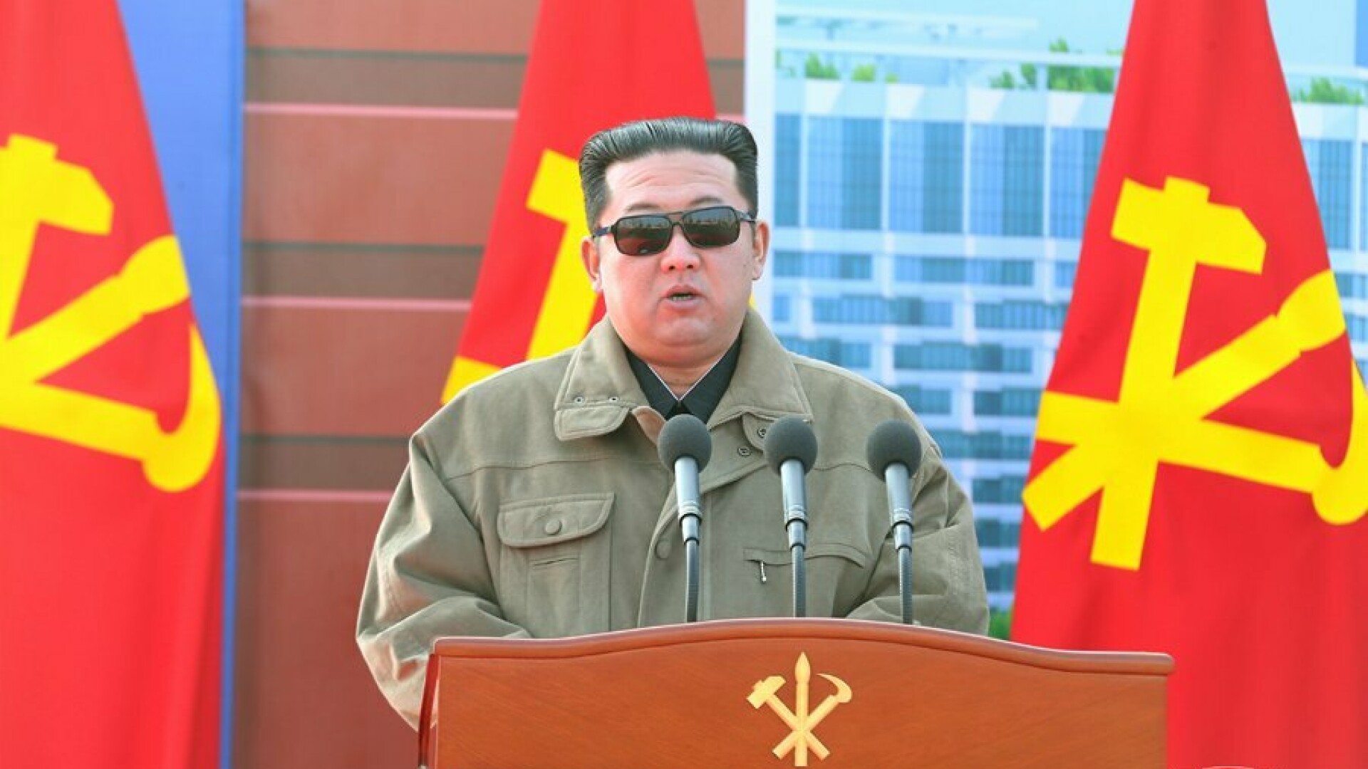 Kim Jong Un - 7