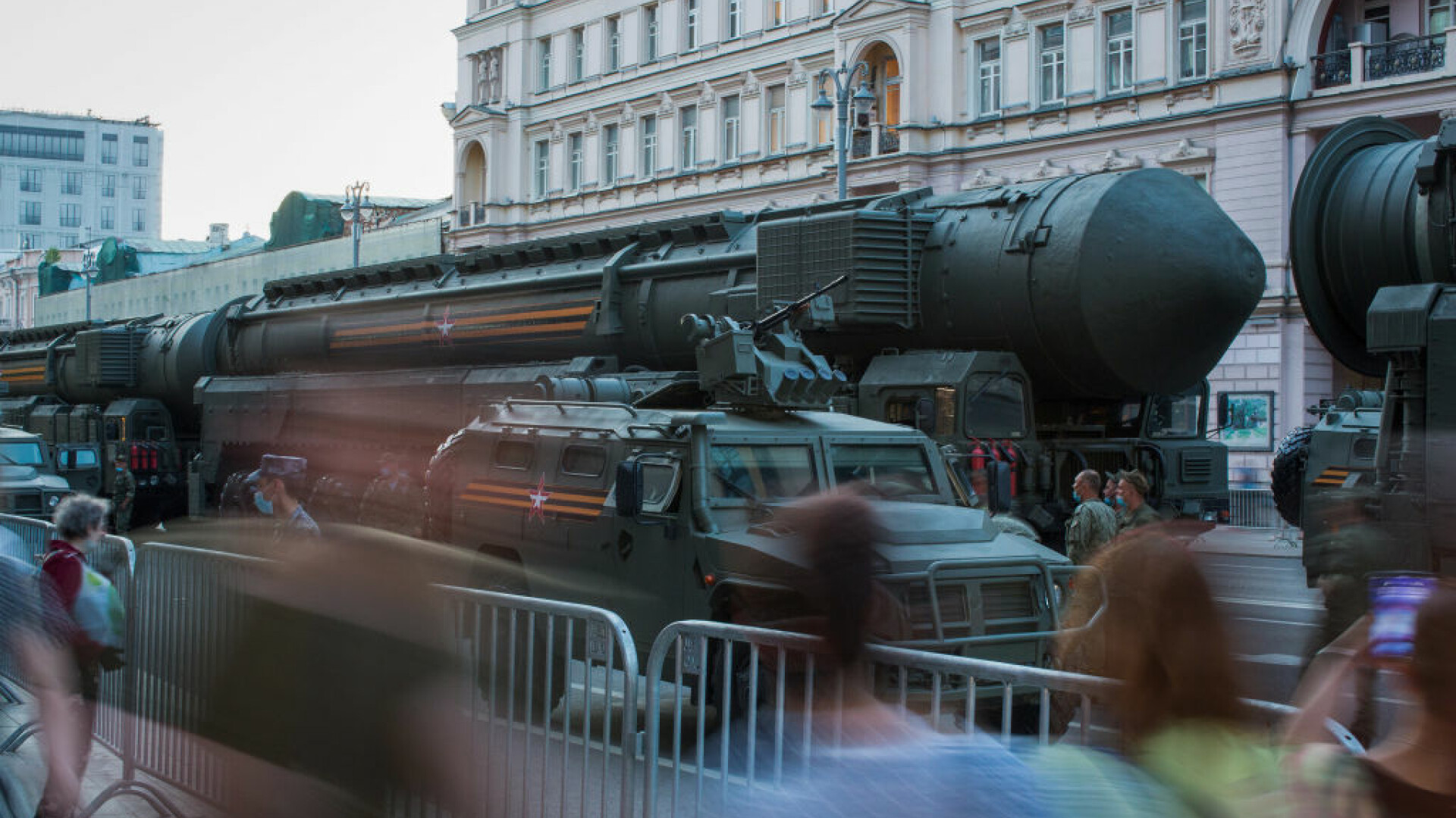 Ministerul Apărării din Rusia plasează forţele de descurajare în alertă de luptă. Ce înseamnă acest lucru