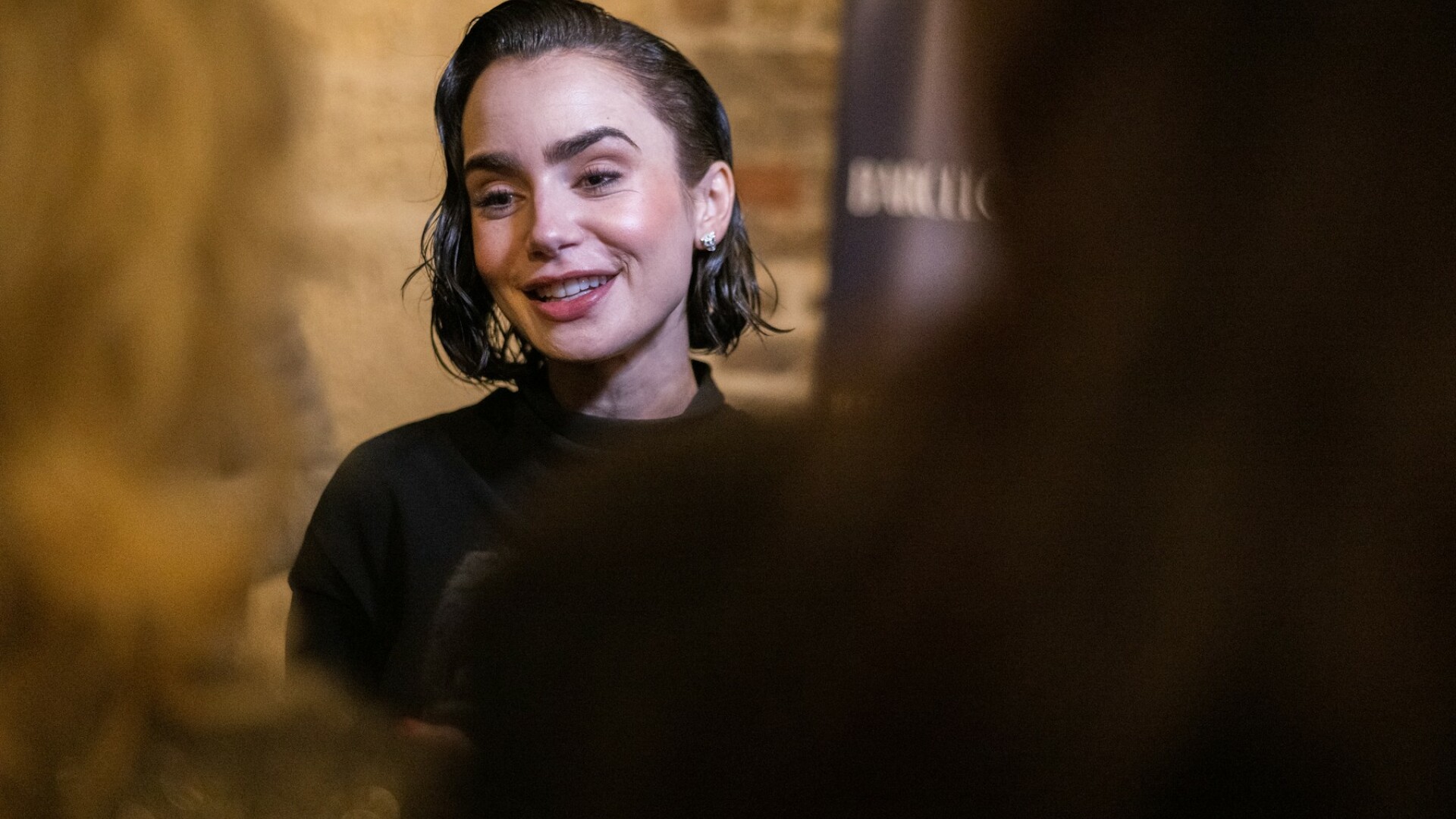 Lily Collins a surprins primul Crăciun al fiicei sale, Tove, în imagini emoționante. FOTO