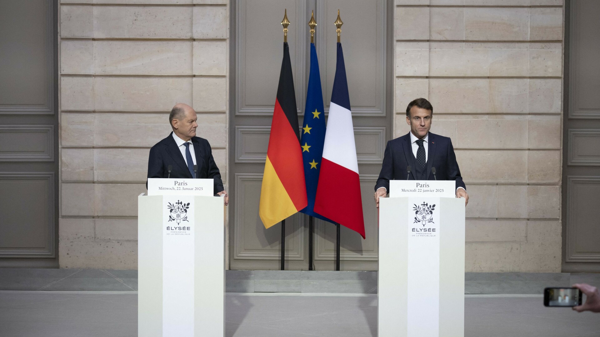 Emmanuel Macron și Olaf Scholz