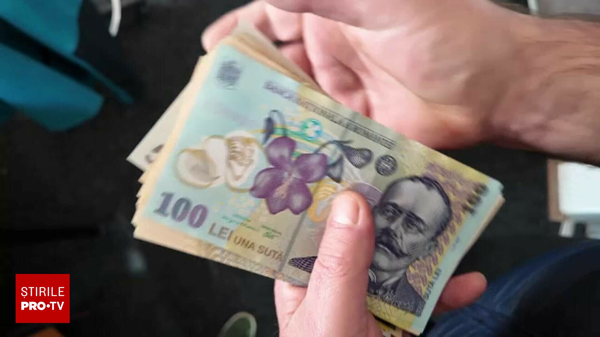 Managerul unei firme de livrări a fost prins în flagrant de procurorii DNA în timp ce lua șpagă 13.000 de euro