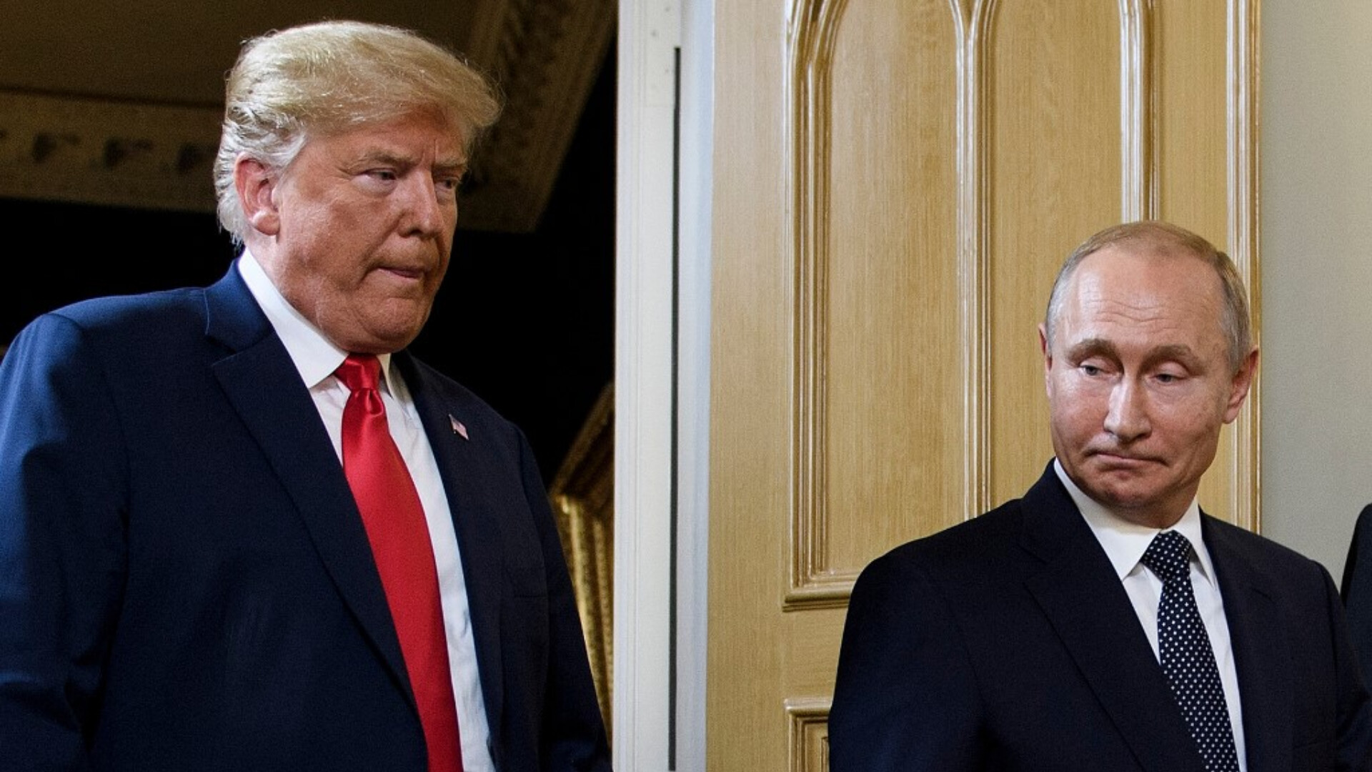 Trump a discutat cu Putin la telefon despre atacul Ucrainei asupra avioanelor rusești. Rusia promite represalii