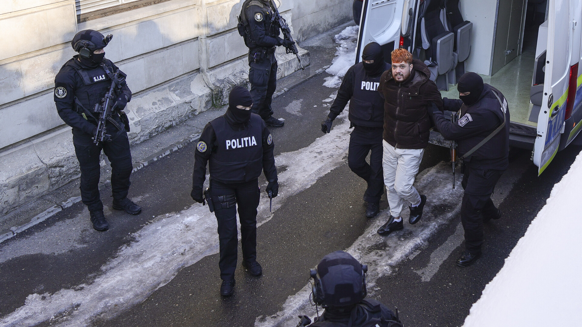 Complice al traficantului Mohamed Amra, extrădat din Franța în Germania. Îi închiriase apartamentul din București