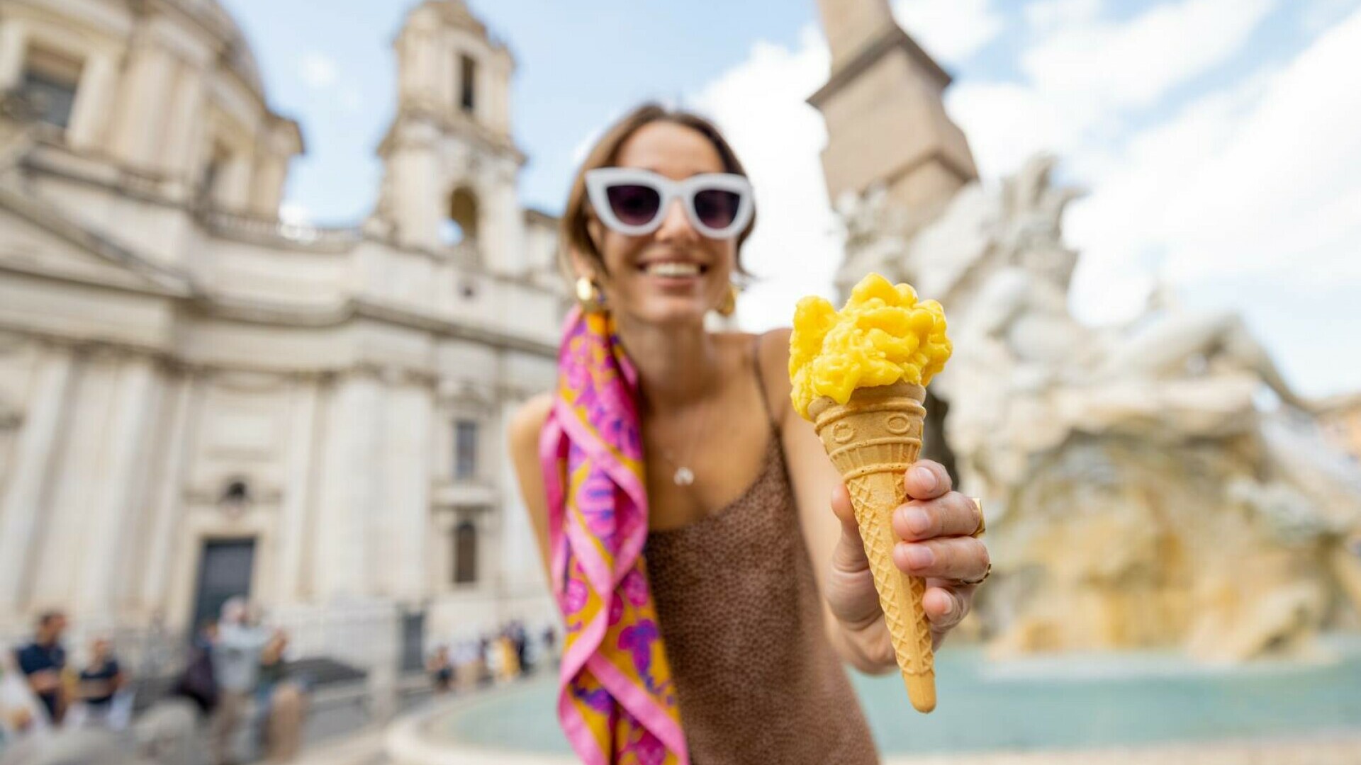 12 lucruri despre care nu știai că sunt ilegale în Italia. Locurile unde nu ai voie să mănânci, să bei sau să te odihnești