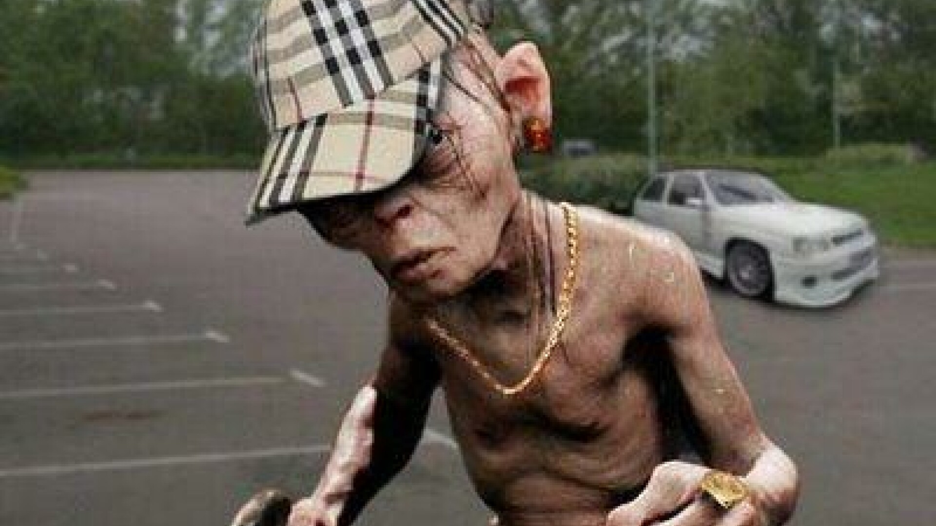 Gollum in chains