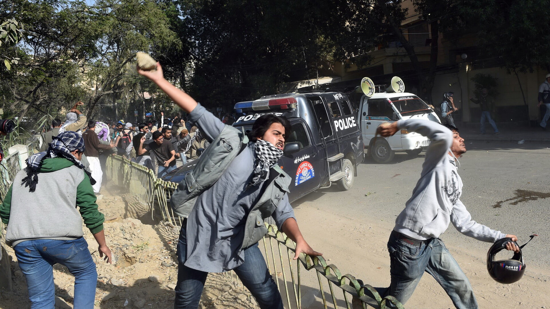 Proteste fata de Charlie Hebdo