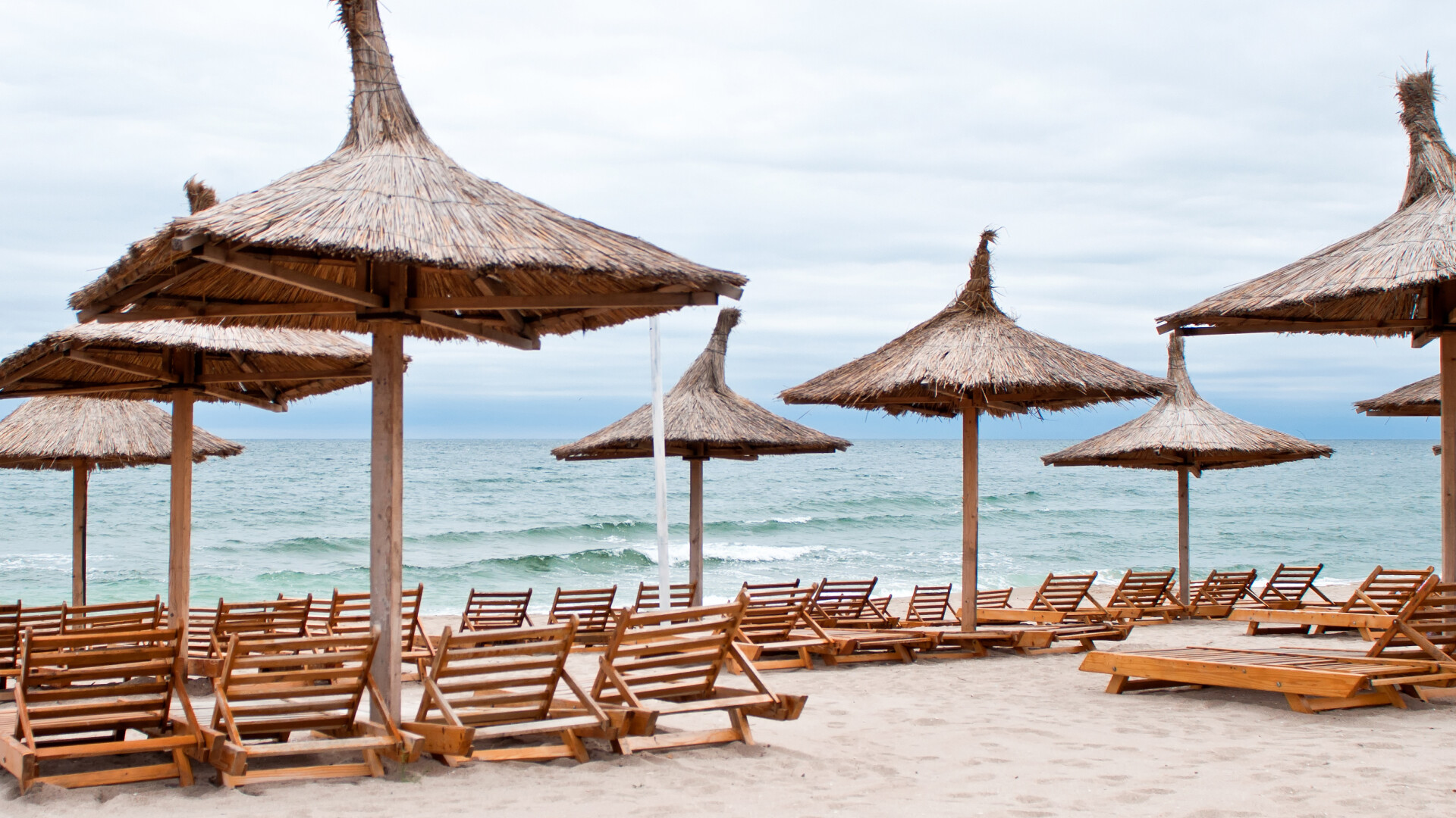 plaja Marea Neagra - Shutterstock