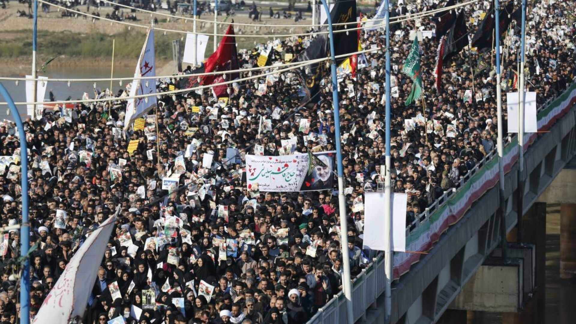 Generalul Soleimani, omagiat în Iran