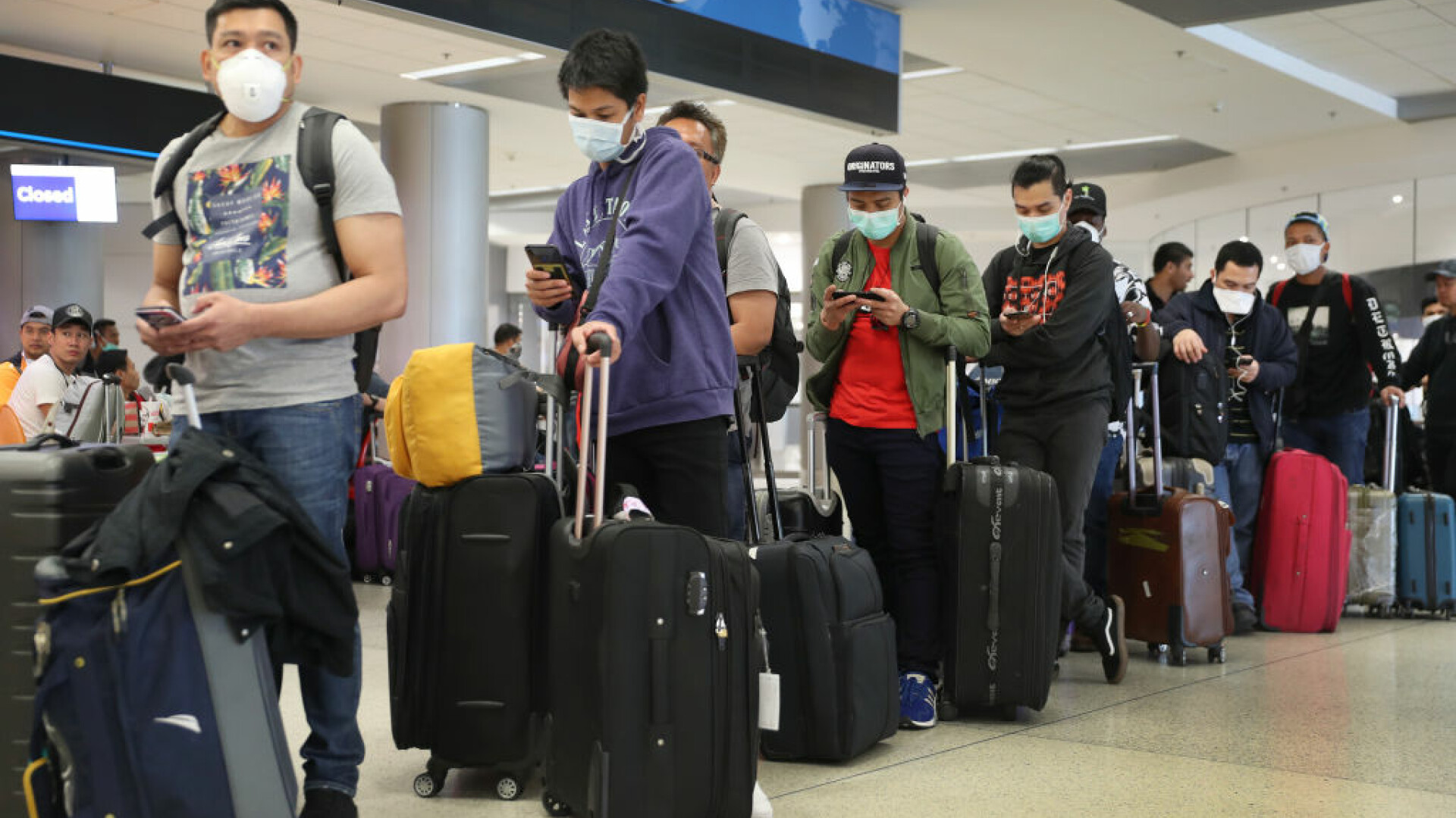 Traficul aerian din România a scăzut cu peste 50% în pandemie. Câți pasageri au mai fost pe aeroporturile din țară