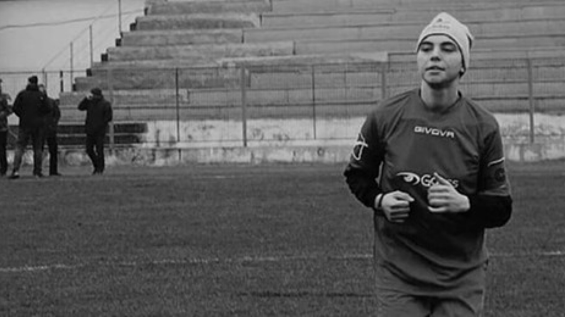O jucătoare de fotbal a murit la doar 21 de ani. Este al treilea deces din fotbalul feminin românesc din ultimele luni