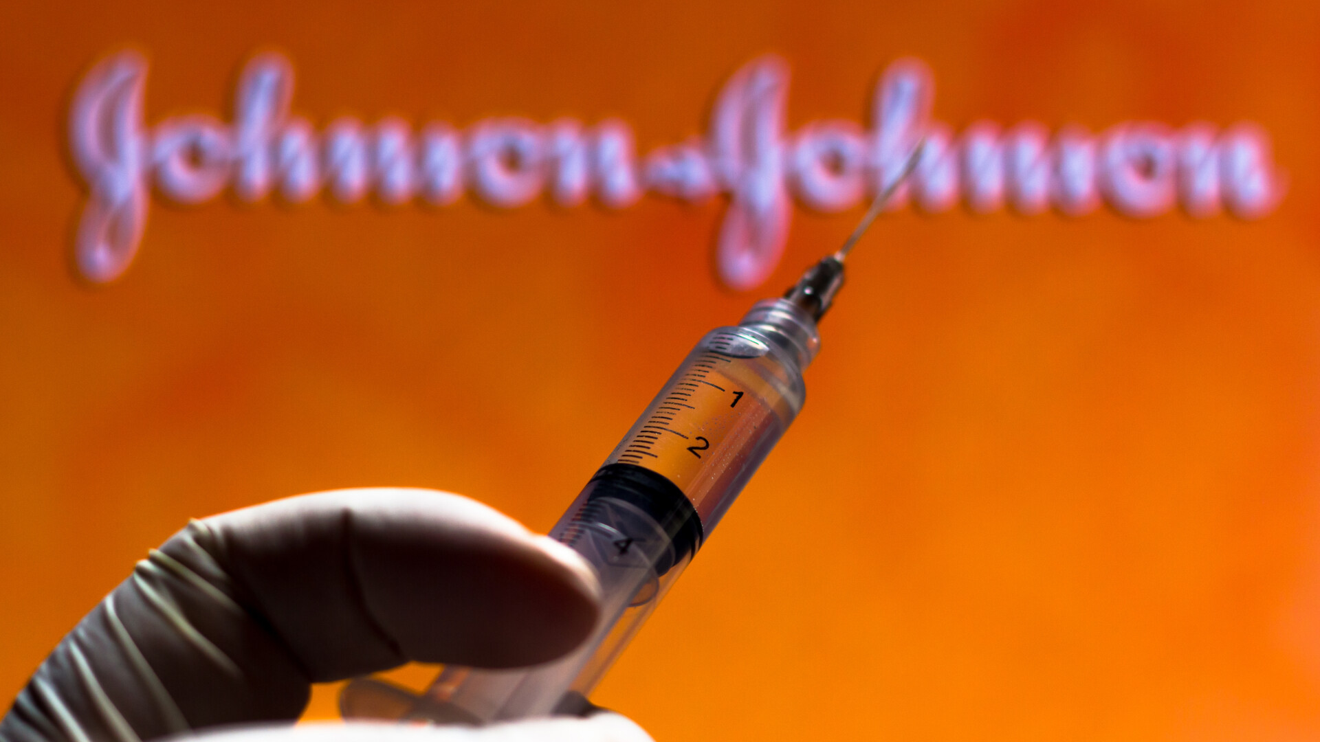 Vaccinul produs de Johnson&Johnson împotriva Covid-19 are o eficacitate globală de 66%