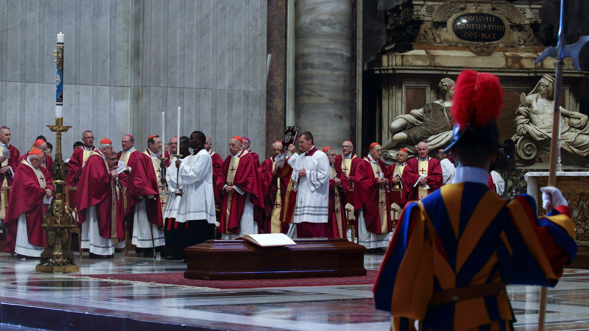 Funeraliile cardinalului Pell au avut loc la Vatican. A fost încarcerat pentru abuz sexual împotriva copiilor