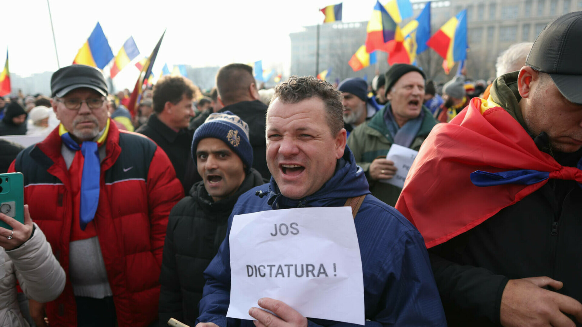 protest calin georgescu