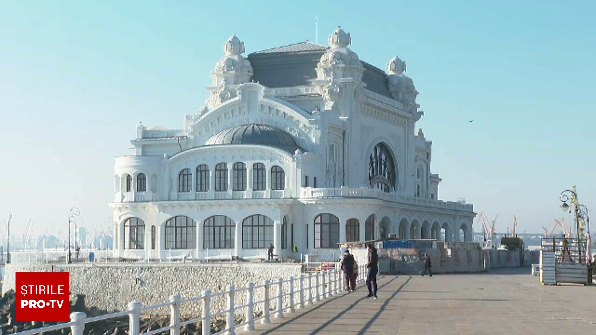 Redeschiderea Cazinoului din Constanţa a atras peste 500 de vizitatori.  Care sunt tarifele - Știrile ProTV
