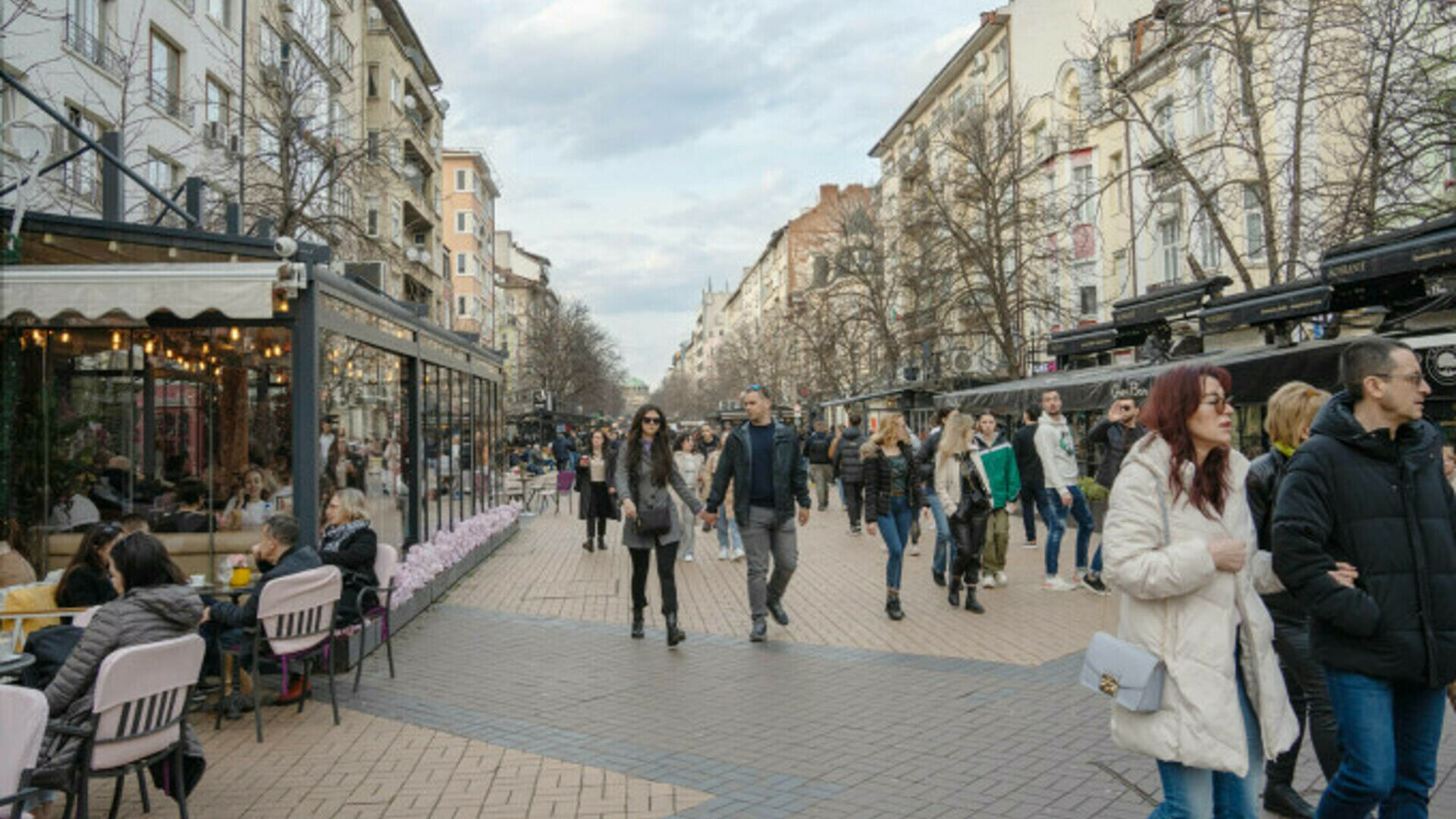 Oameni pe stradă Bulgaria