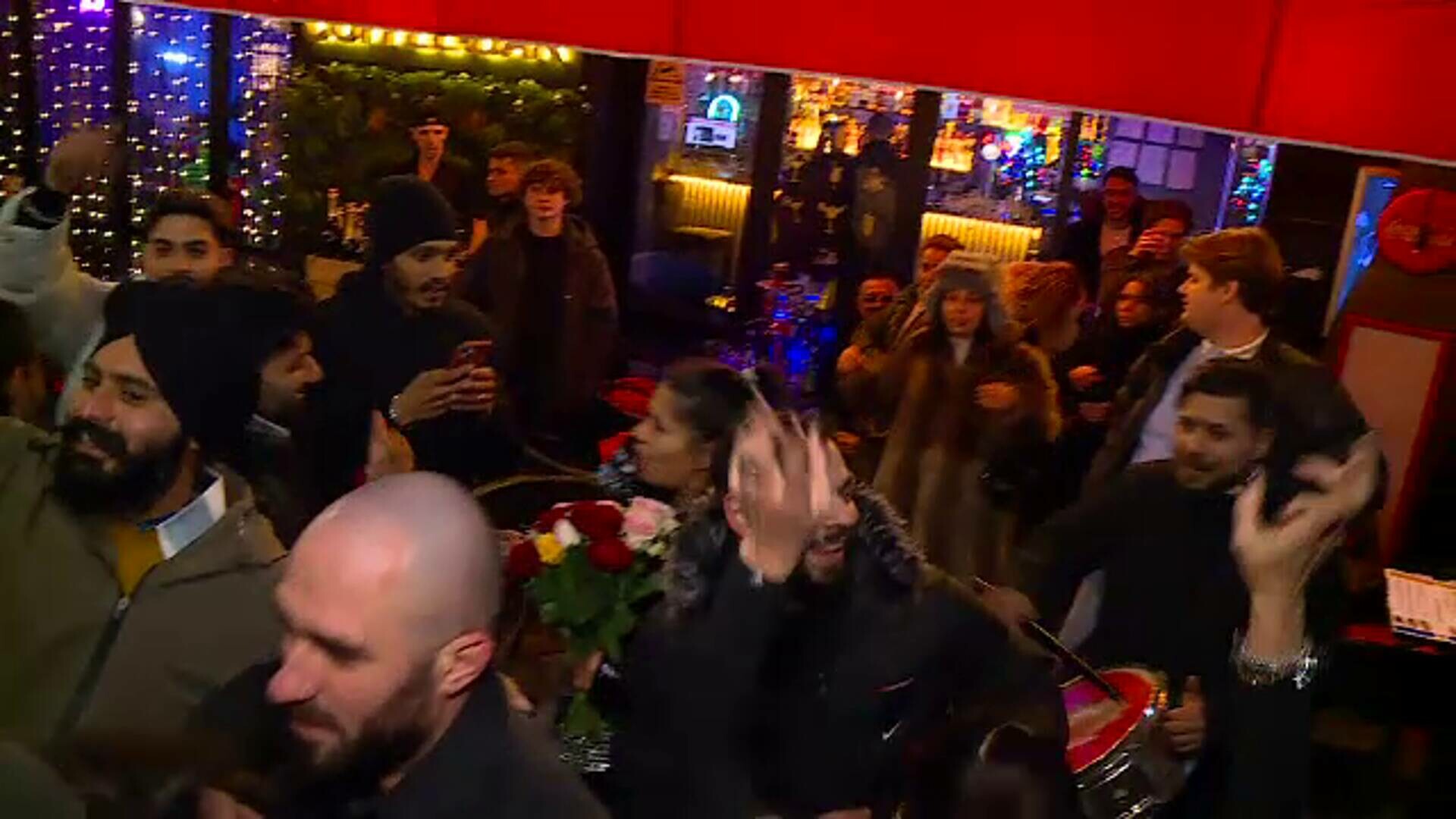 Cum au petrecut bucureștenii de Revelion. „Nu uitați, nu puteți să adăugați vieții zile”