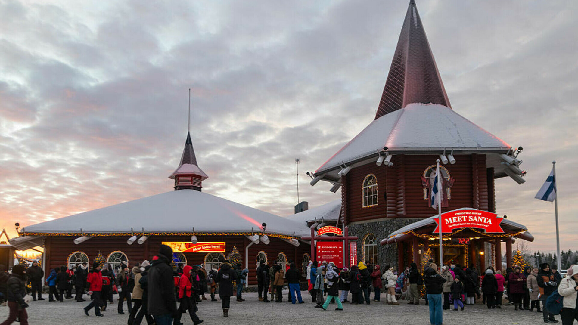 Locul invadat de turiști în fiecare iarnă. Face față cu greu numărului mare de vizitatori. Care este principala atracție