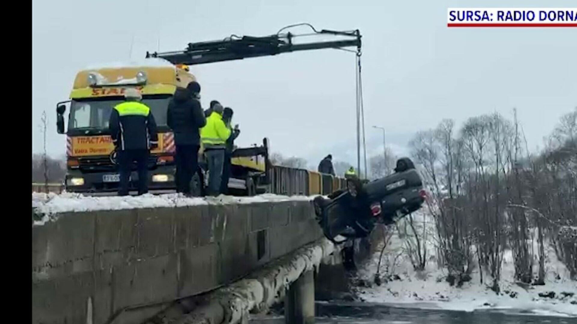 A murit unul dintre cei 5 copii care au căzut în râul Bistrița cu mașina condusă de mama lor. Avea 14 ani
