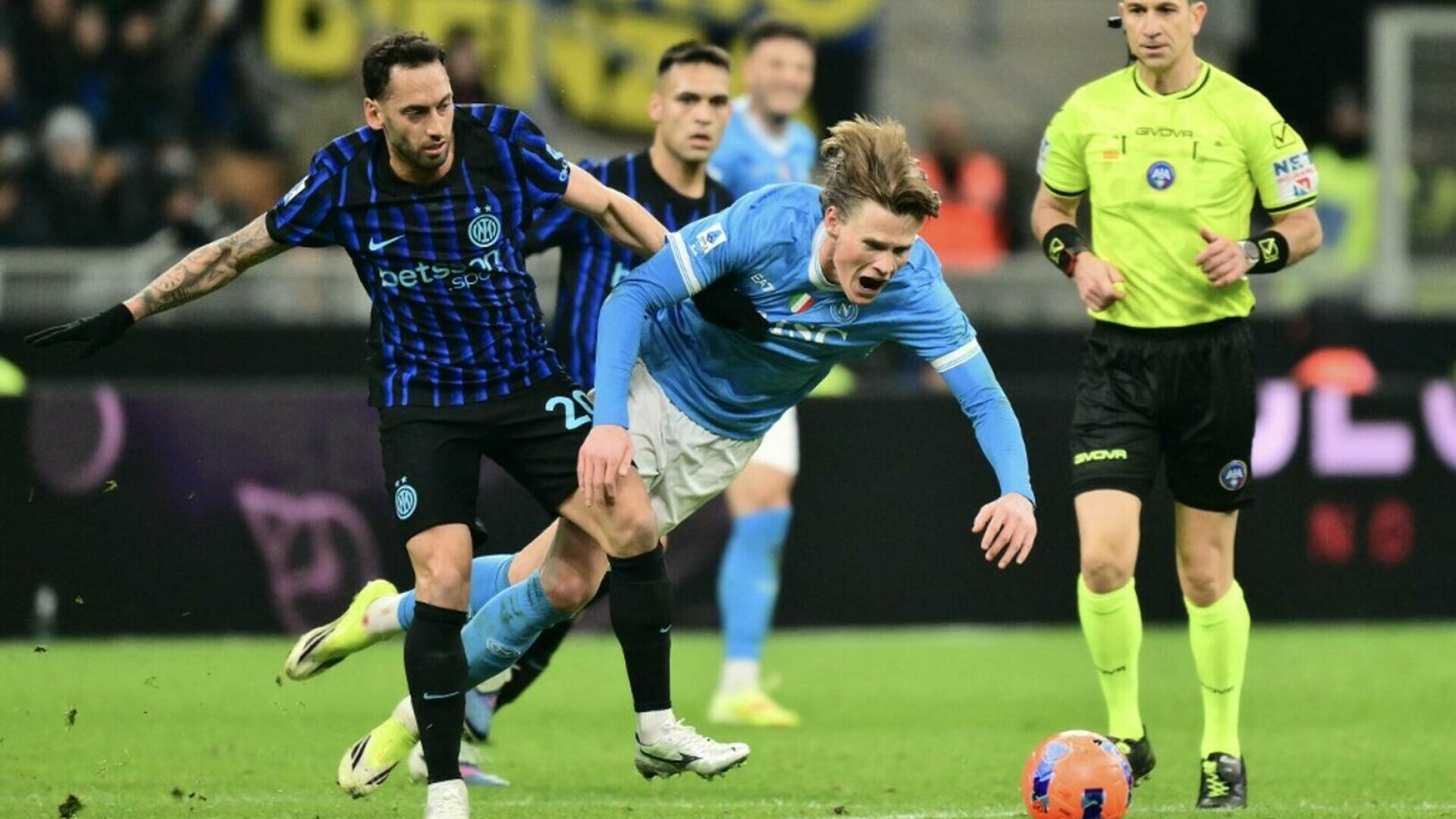 Interul lui Chivu, remiză spectaculoasă cu Napoli, la Milano. „Nerazzurii” au rămas lideri în Serie A