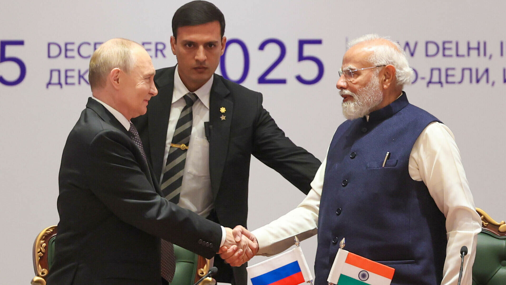 De ce nu funcționează sancțiunile SUA. India revine la petrolul rusesc, atrasă de prețurile sub media pieței