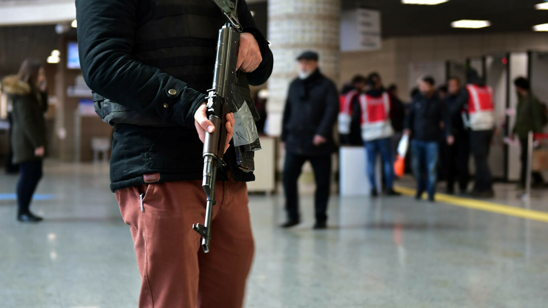 De ce a refuzat Curtea de Apel București să extrădeze un interlop turc, care executa atacuri armate cu AK-47 în Istanbul