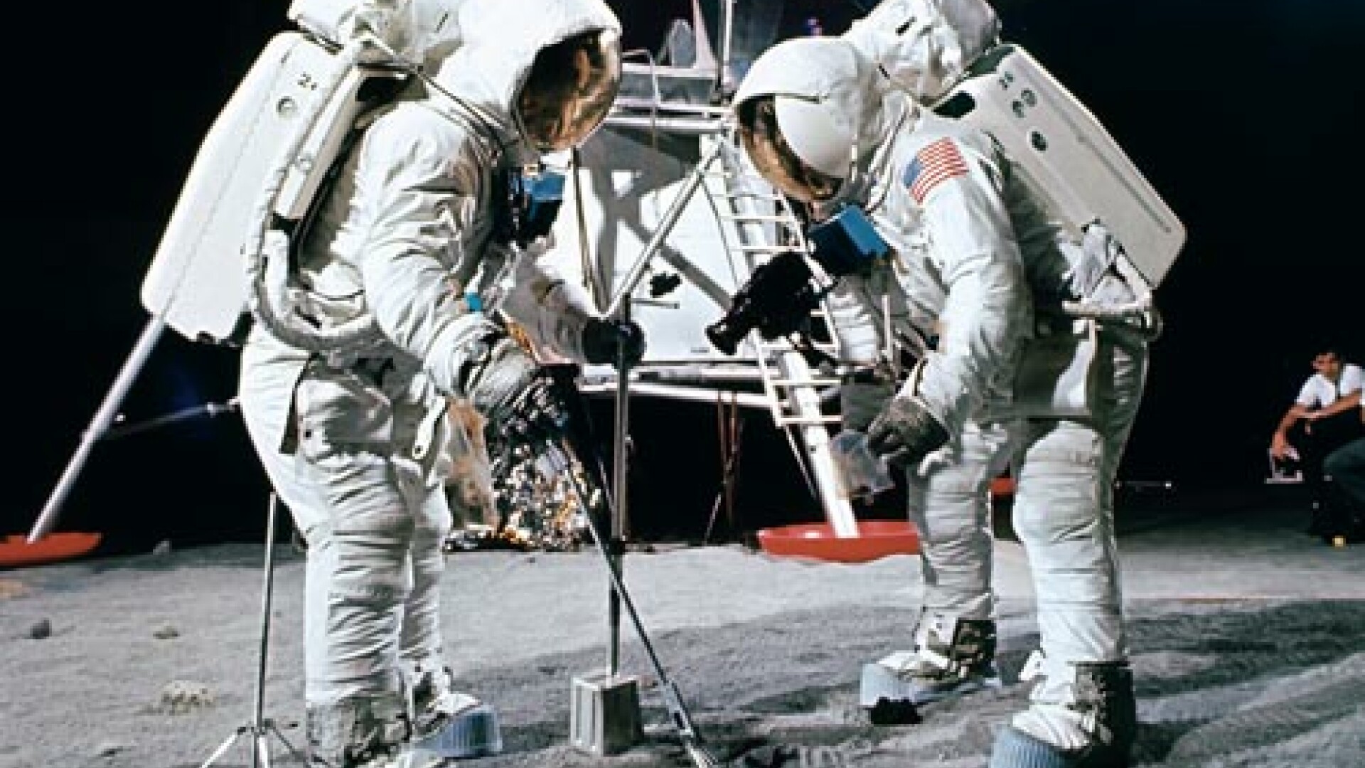 Imagini inedite ale NASA cu echipajul Apollo 11!