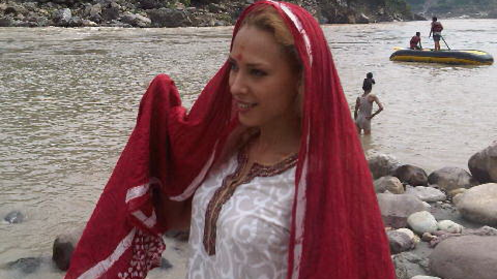 Iulia Vantur in vacanta