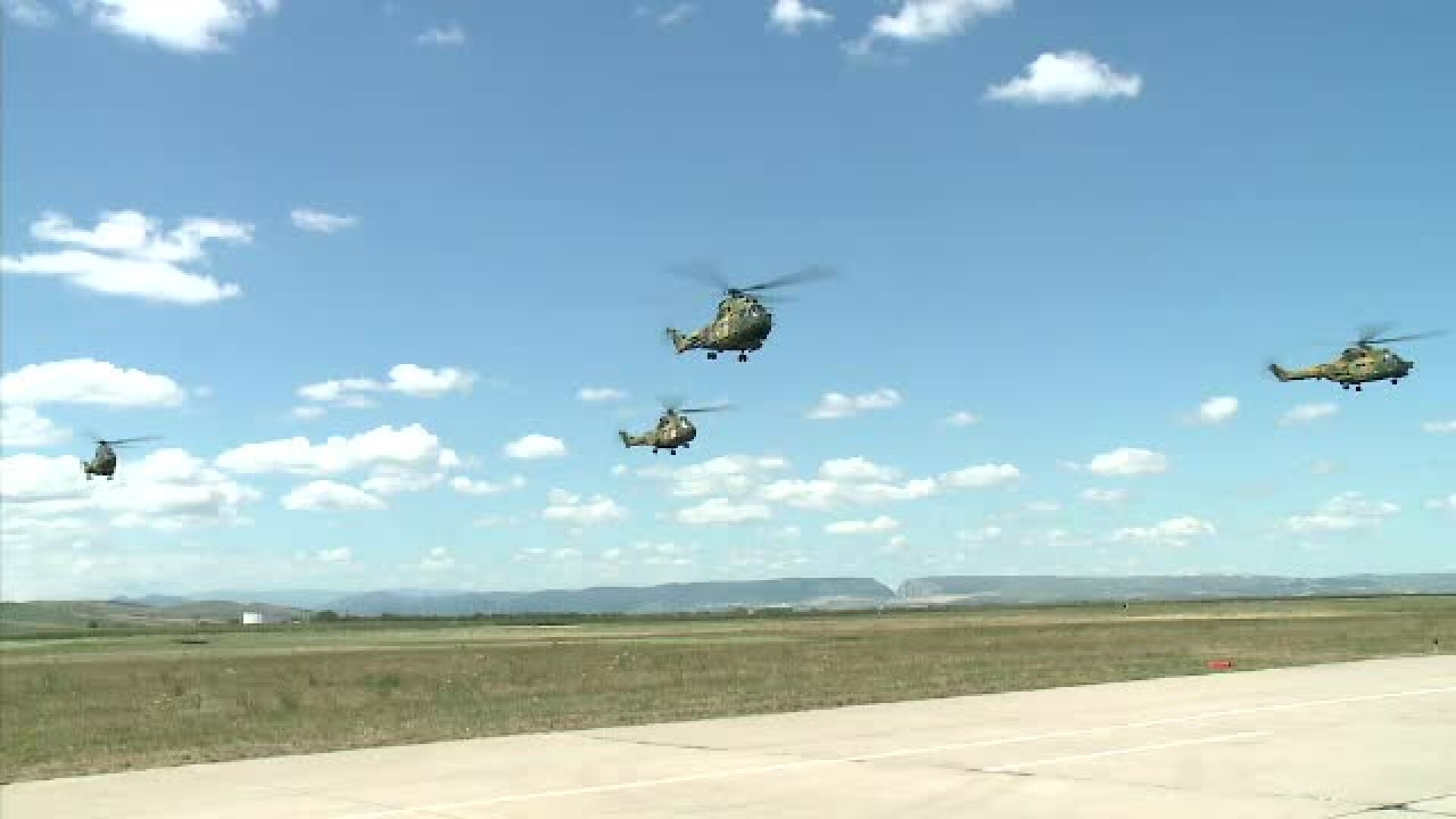 elicoptere Campia Turzii