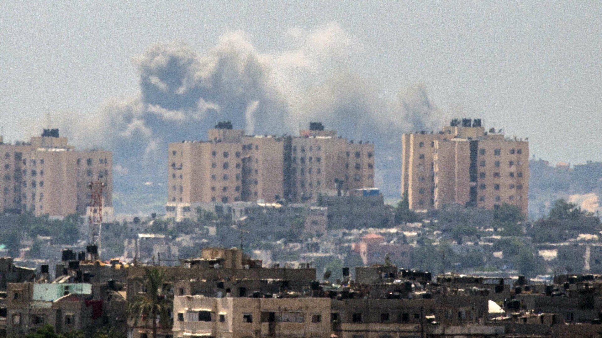 cladiri, fum granita Gaza, Israel