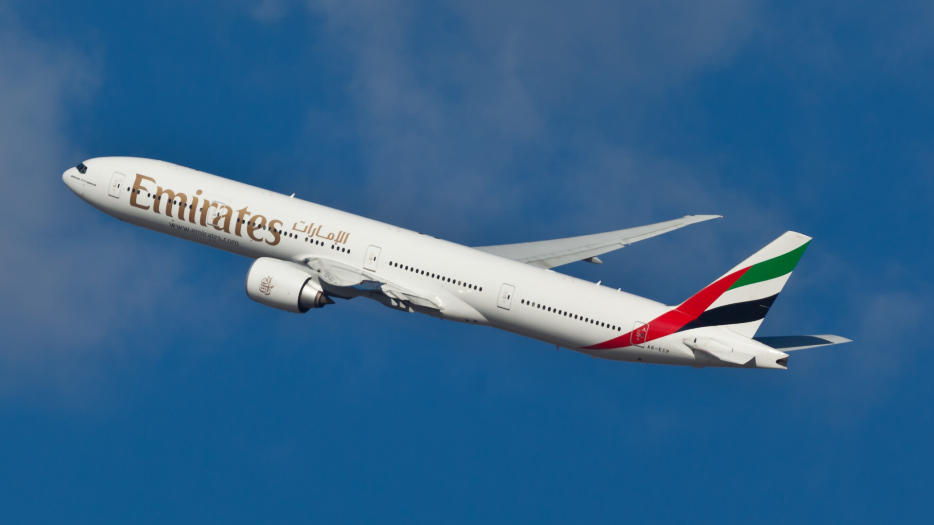 Fly Emirates - Shutterstock