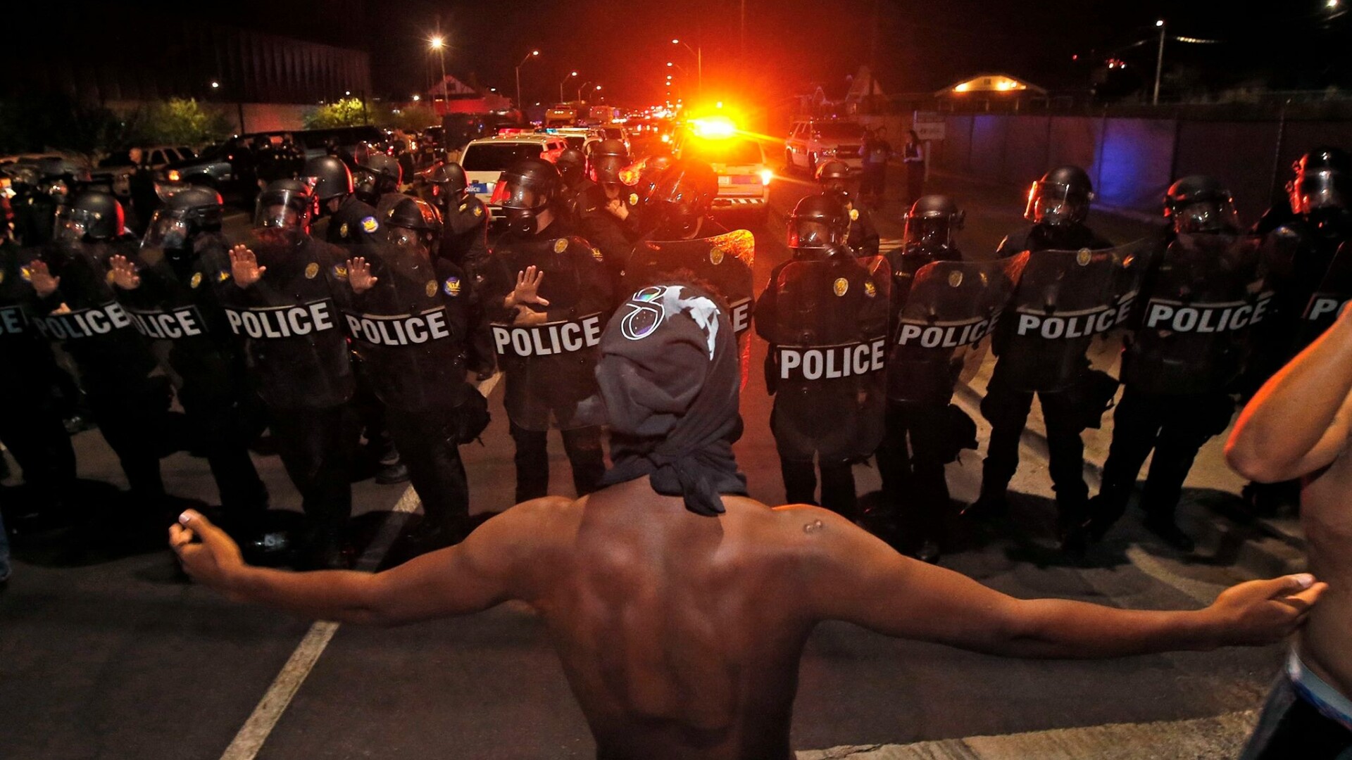 Mii de oameni au iesit sa protesteze in SUA fata de brutalitatea politiei, dupa incidentele din ultima vreme