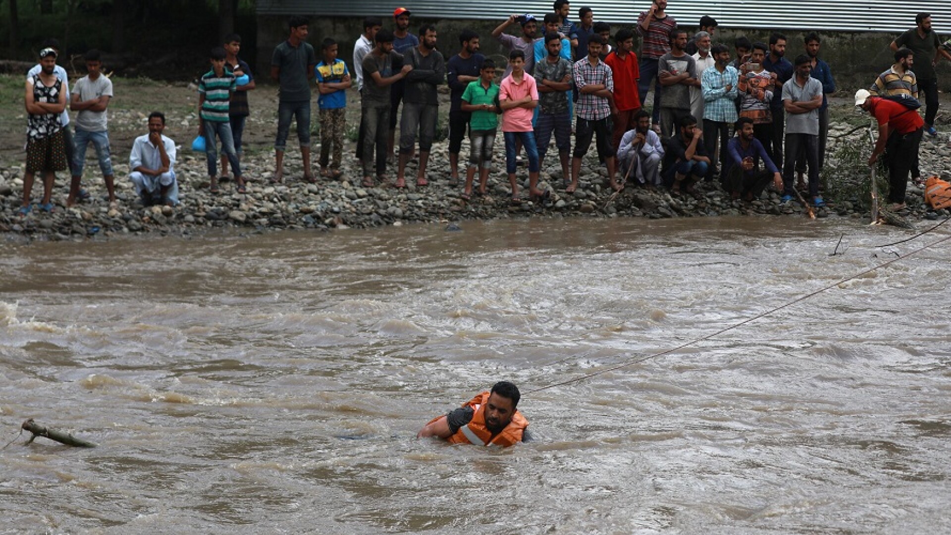 inundatii India