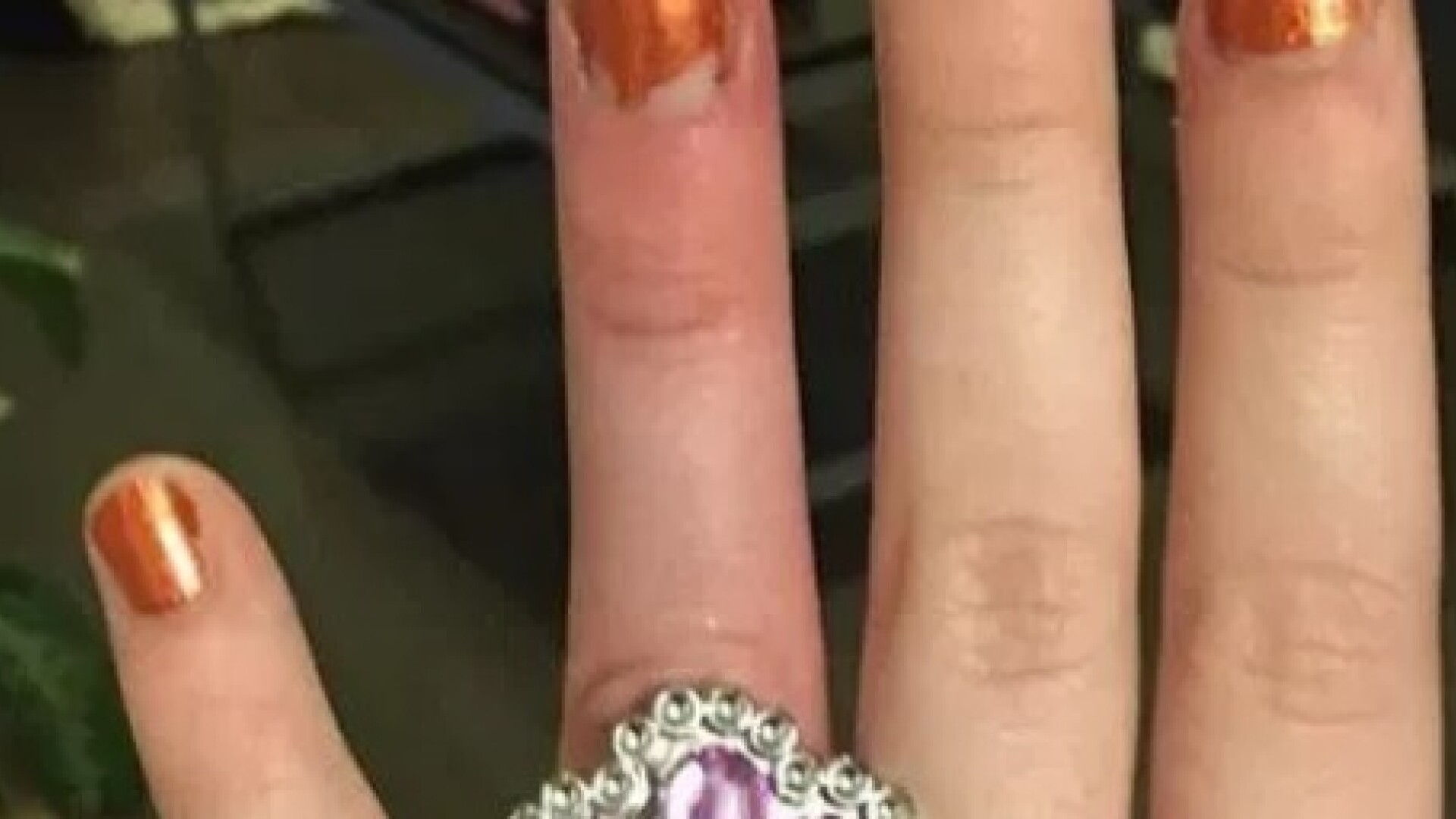 Cum arată inelul de logondă pentru care un cuplu ”și-a vândut casa”