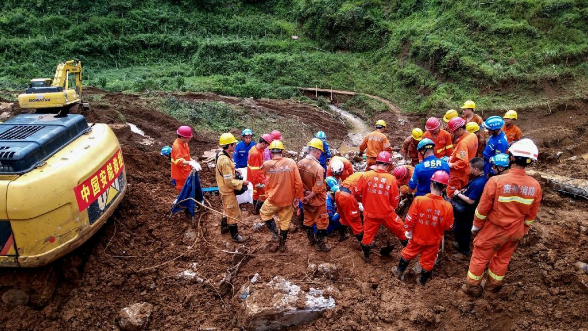 Nou bilanț al alunecărilor de teren din China. Sunt 29 morți și 22 dispăruți - 1