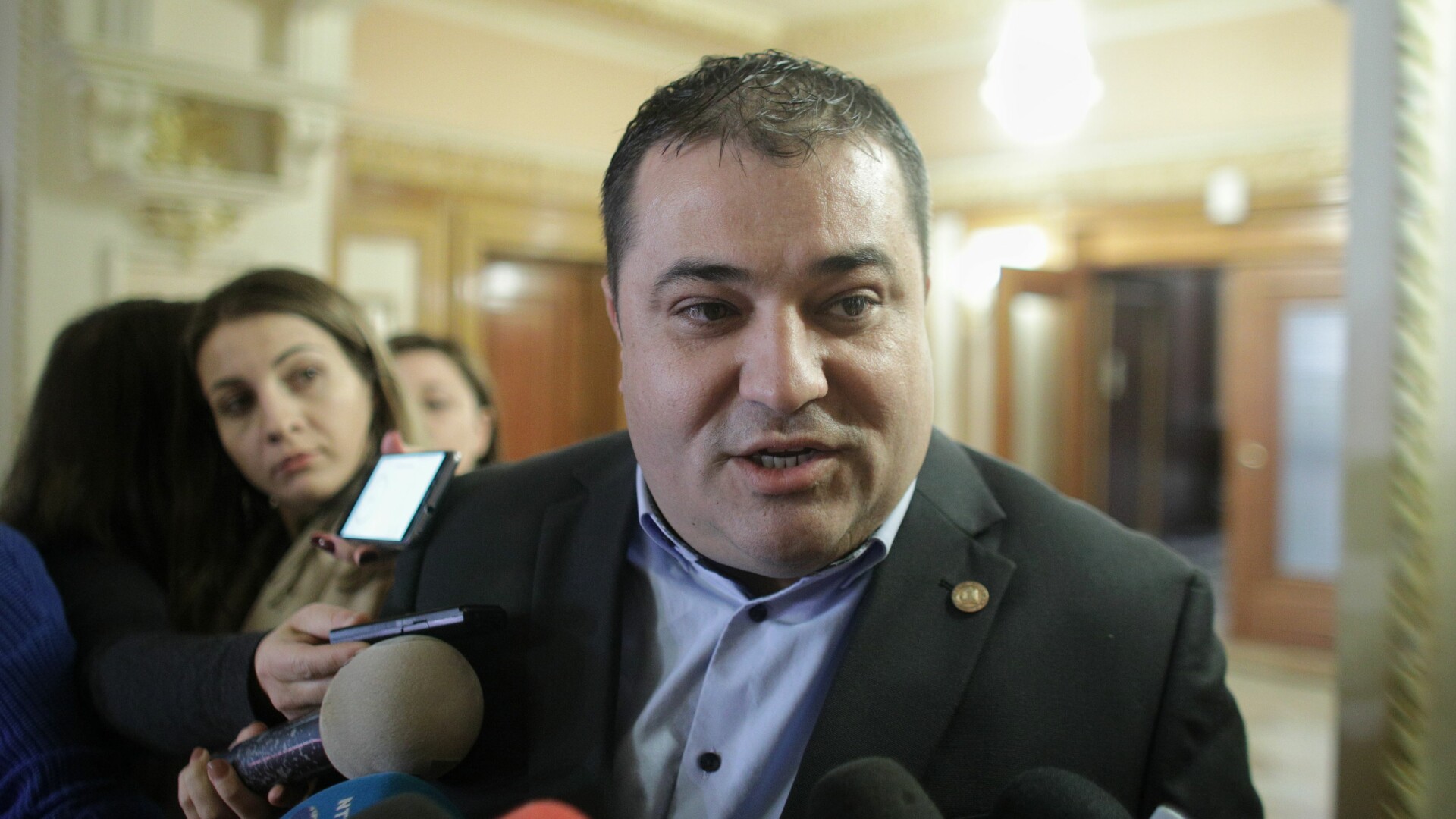 Deputatul Solomon, despre scandalul de la șaormerie: Este un linșaj mediatic al guvernului, care a cumpărat presa